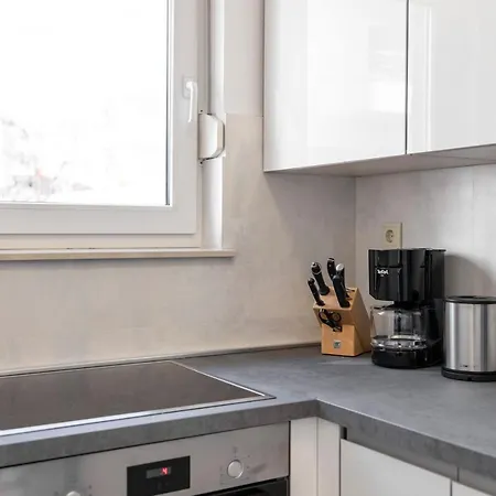 Luxury Ketty アパート