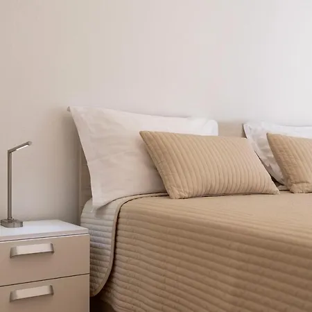 アパート Luxury Ketty