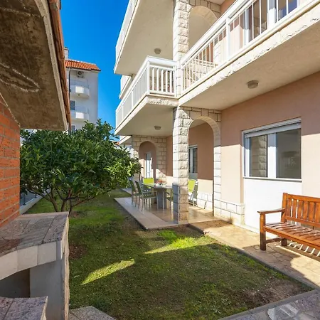 Luxury Ketty * スプリト